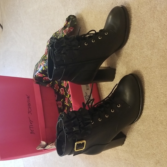 Betsey Johnson Shoes - Women's Betty Johnson black leather boots